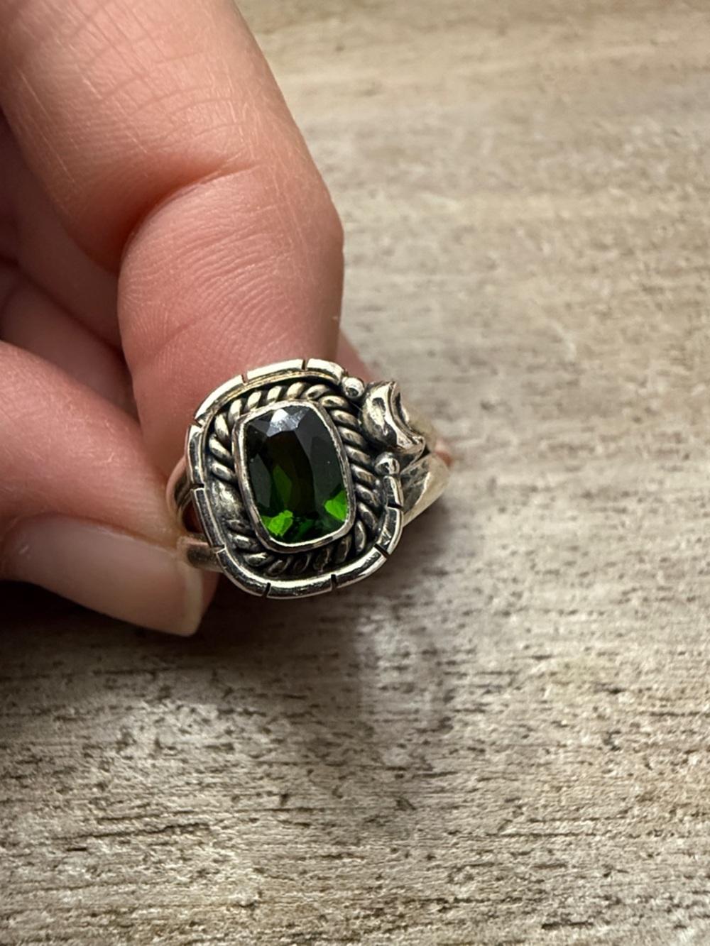 Sterling Silver Chrome Diopside ring